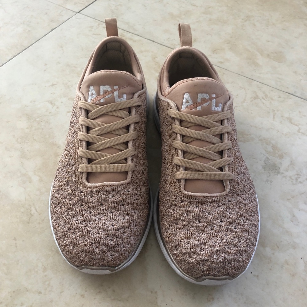APL Techloom Phantom Shoes - rose gold